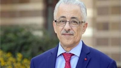 وزير التربية والتعليم يسرد حكايات وذكريات طفولته مع والدته