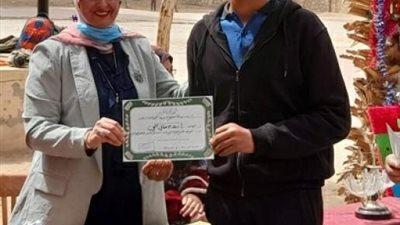 تكريم الأوئل بمدرسة المستقبل الرسميه المتميزة 3 للغات بحلوان