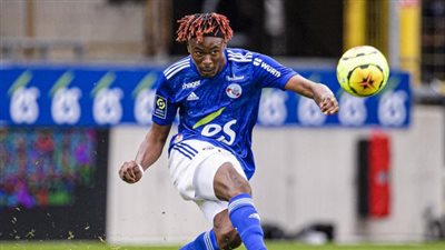 لايبزيج يعلن التعاقد مع سيماكان مدافع ستراسبورج