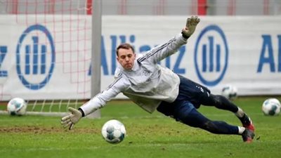 مانويل نوير يستعد لمواجهة لايبزيج بصورة