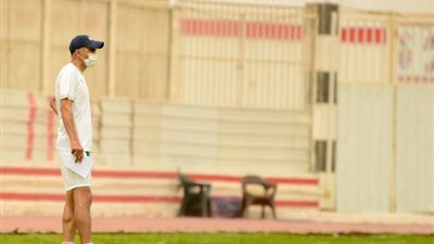 كارتيرون يتابع مواجهة شباب الزمالك أمام كهرباء الإسماعيلية