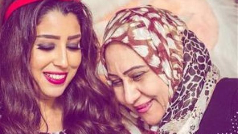 أيتن عامر ووالدتها