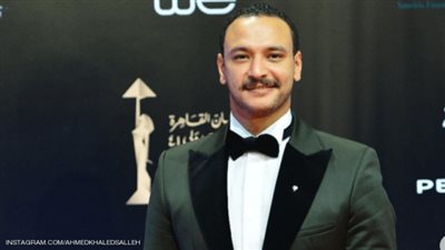بيصور أعماله رغم إصابته بكورونا.. أحمد خالد صالح يعلق على تصريح هاني مهنا :قاصد يضر