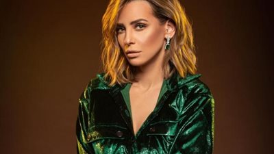 عاش يا وحش.. إيمان العاصى تستعرض لياقتها البدينة فى ”الجيم”