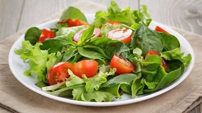 أفضل من المطاعم...طريقة عمل سلطة الجرجير