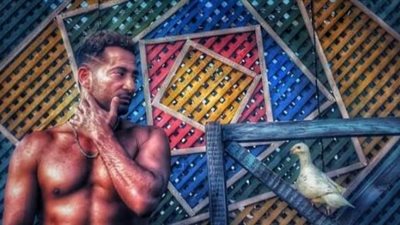 عمرو سعد يثير الجدل بصورة وهو عاري الصدر: الفعل له رجال