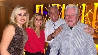 مصطفى فهمي وزوجته يحتفلان بعيد ميلاد حسين فهمي.. صور