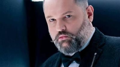 القبض على محمد محمود عبدالعزيز في مطار أمريكا بعد تورطه مع حركة طالبان