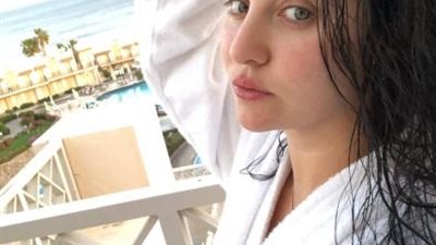 بالصور.. صوفينار تشعل مواقع التواصل الاجتماعى بإطلالة مثيرة