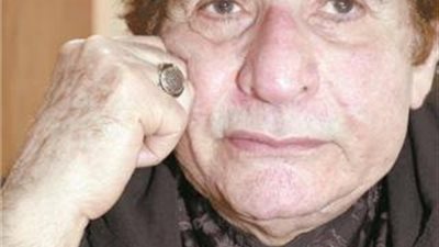 محيى إسماعيل يثير الجدل بالجلباب الصعيدى فى مهرجان الأقصر للسينما الأفريقية