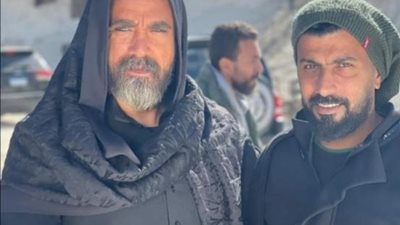 أمير كرارة يشعل مواقع التواصل الاجتماعي بالجلباب الصعيدي من كواليس ”نسل الأغراب”