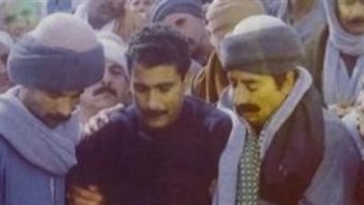 محمود البزاوي يستعيد ذكريات فيلم ”الهروب” مع أحمد زكي: أسعد لحظات العمر