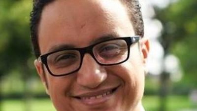 عالم مصري يضع نظرية تقود لاكتشاف هام في مجال الكهربية والموصلات الفائقة