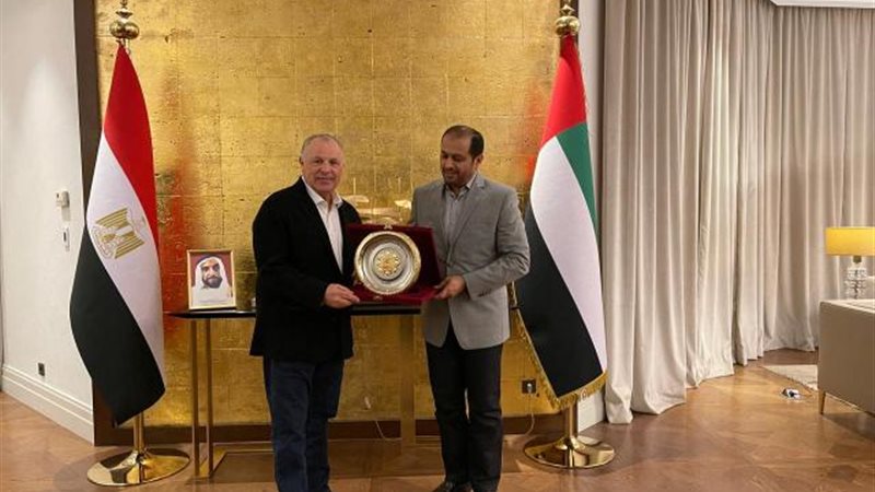 السفير الإماراتي