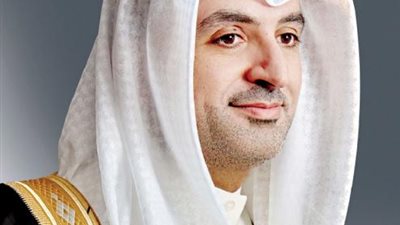 البحرين تهنئ مصر بمناسبة النجاح في تعويم السفينة الجانحة