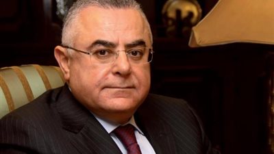 هشام رامز : إنقاذ السفينة الجانحة أثبت قدرة المصريين علي قهر الصعاب