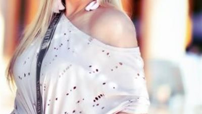 نادية الجندى بإطلالة شبابية فى أحدث ظهور لها