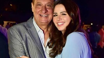 هنادي مهنا تطلب الدعاء لوالدها بعد تدهور حالته الصحية بسبب إصابته بكورونا