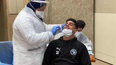 بعثة بيراميدز تجري مسحة مباراة الرجاء