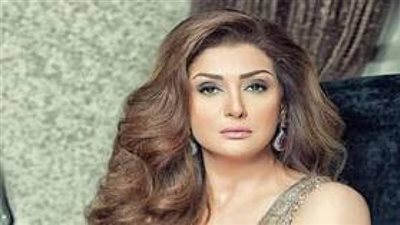 غادة عبد الرازق تثير الحدل بصورها والجمهور يعلق :شوهتي نفسك بعمليات التجميل