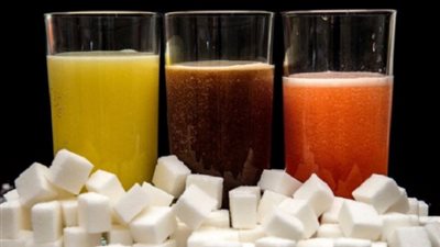 دراسة: المشروبات السكرية تضعف الذاكرة عند الأطفال