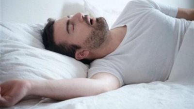 13 سبب لكثرة النوم والخمول أثناء العمل