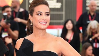 هند صبري تستأنف تصوير ”هجمة مرتدة” بعد تعافيها من كورونا