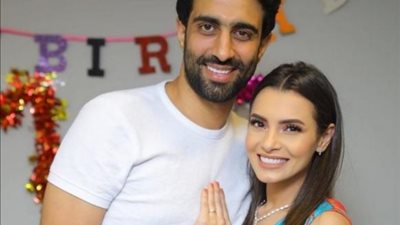 ”كل سنة وأنت رفيق دربي وكل حياتي”.. برسالة رومانسية كارمن سليمان تحتفل بعيد زواجها الرابع