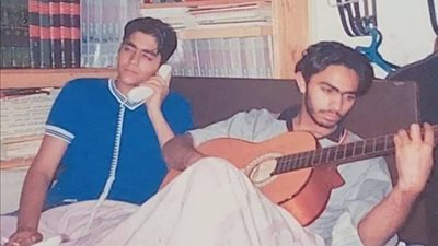 ”أيام الكحرتة”.. أحمد فلوكس يستعيد ذكرياته مع تامر حسني بصور قديمة تصدم الجمهور