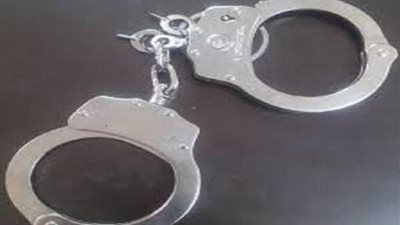 القبض على عاطلين متهمين بالتنقيب عن الآثار داخل منزل فى البدرشين