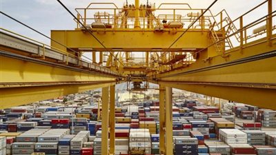 مفاجأة.. دراسة اقتصادية متخصصة تكشف عن نمو التجارة العالمية خلال جائحة كورونا