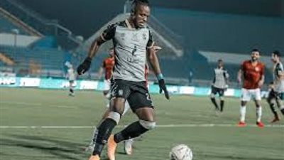 إصابة والتر بواليا فى مران الأهلي