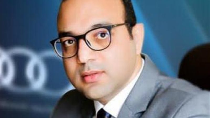 مصطفي مقلد