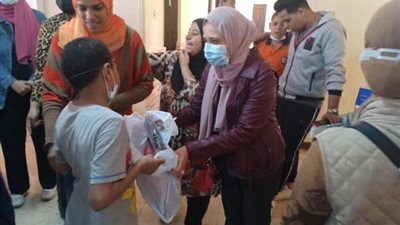 ألسن عين شمس تطلق قافلة ترفيهية للاحتفال بيوم اليتيم