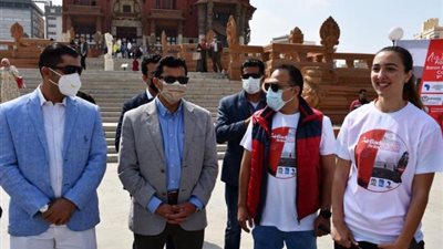 وزير الرياضة يشهد مهرجان الريشة الطائرة الهوائية بقصر البارون