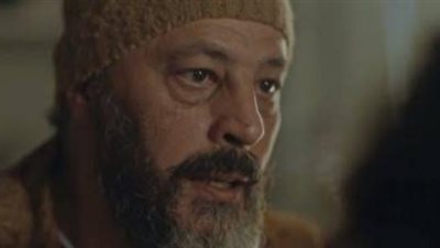 انهيار عمرو عبدالجليل بعد إصابة نجله بمرض نادر