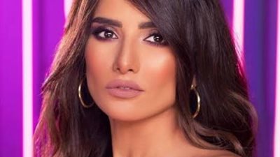 هجوم على زينة بسبب نصيحتها للفتيات بعدم ارتداء فستان الفرح.. اعرف الحكاية