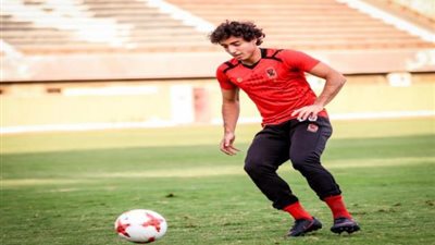 الأهلي يعلن غياب محمد هانى عن مبارة النصر بسبب الإصابة