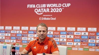 رئيس بايرن ميونخ يتوقع استمرار فليك حتى 2023