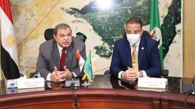 وزير القوى العاملة يزف بشرى سارة للعمالة المصرية العائدة من الخارج