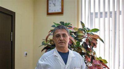 طبيب يكشف طريقة الاستمتاع والتعامل مع أزمة منتصف العمر