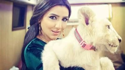 مي عمر تهنىء متابعيها بحلول شهر رمضان بصورة من مسلسل ”نسل الأغراب”