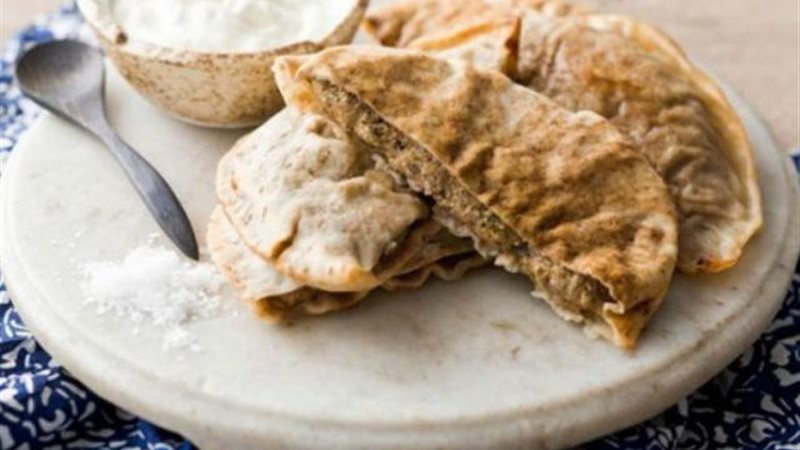 حواوشي بالجبن الشيدر