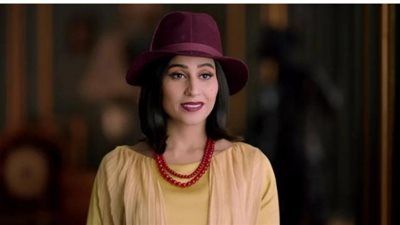 دينا الشربينى تتألق بأزياء الستينات في مسلسلها الجديد