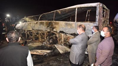 اللواء عصام سعد ينعى شهداء حادث تصادم اتوبيس بسيارة نقل بطريق البحر الاحمر أسيوط