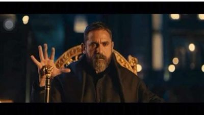 ذهب عيار 24.. حكاية عصا أمير كرارة فى مسلسل ”نسل الأغراب ”