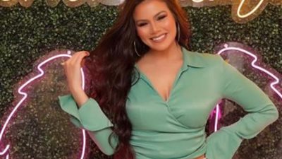 لوردينا تثير غضب الجمهور برقصة مثيرة فى برنامج ”رامز عقله طار”