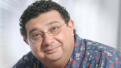 انهيار الفنان ماجد الكدواني بعد وفاة نجله