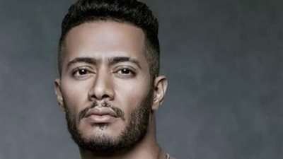 وفاة محمد رمضان والبكاء يسيطر على تشييع جنازته