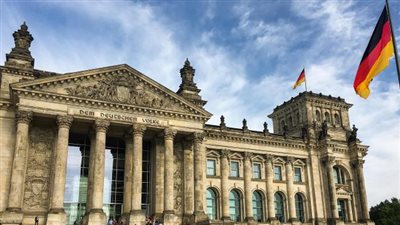 وفد جزائري رفيع المستوى يزور ليبيا